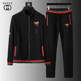 Picture of Gucci SweatSuits _SKUGucciM-4XL25cn3428684